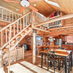 Flowing Waters Log Home - Historic Charm, Modern Comfort