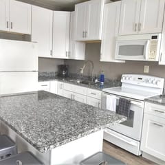 The NorthShore Lofte - Fireplace Haven