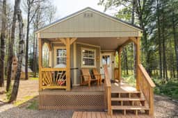 Flowing Waters Cabin - Tranquil Sauna Oasis - Image 2