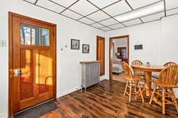 The NorthShore Cabin - Your Cozy In-Town Cabin - Image 5