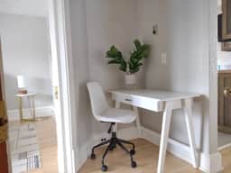 The NorthShore Suite - Quaint Retreat - Image 5
