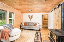 Whispering Pines Cabin - Sauna, ATV/Snowmobile trail access - Image 5