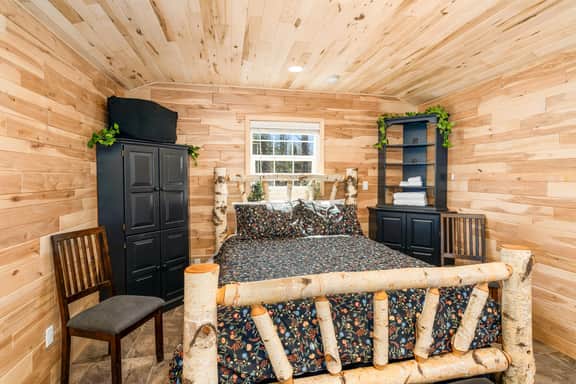 Ridge Cabin - Cozy Sauna Retreat - Image 4