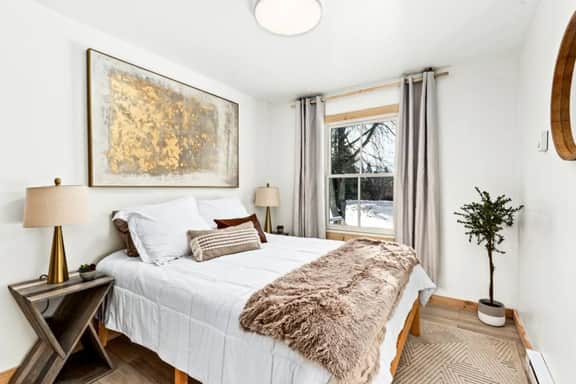 The Woodland Retreat - Your NorthShore Sanctuary - Image 4